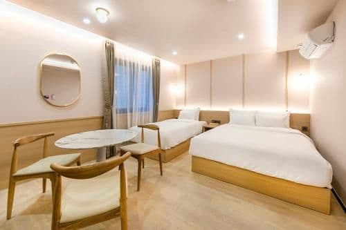 Superior Twin Room