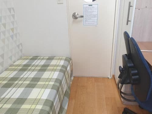 Single Room with Shared Shower and Toilet