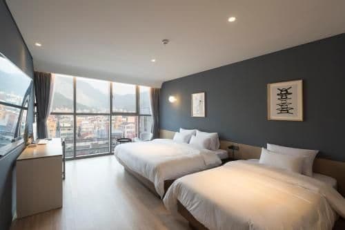 Deluxe Double or Twin Room
