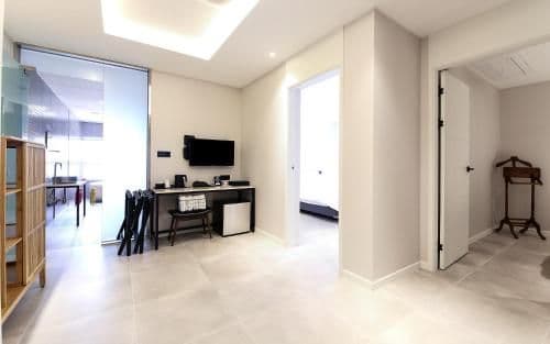 Special Offer - Signature A Suite