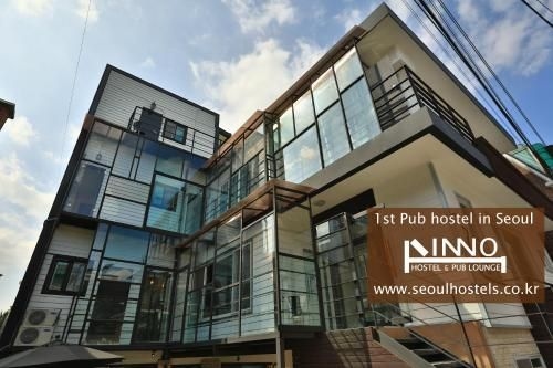 อินโน โฮสเทล แอนด์ ผับ เลานจ์ ฮงแด (Inno Hostel and Pub Lounge Hongdae)0