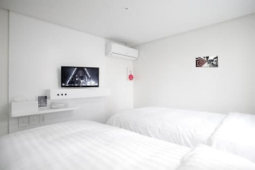 Twin Room with Balcony