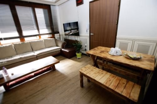 Green Guesthouse0