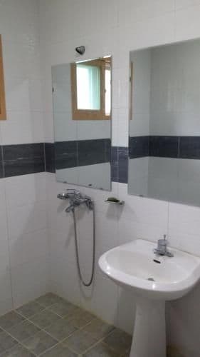 Apartment with Shower
