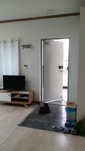 Apartment with Shower