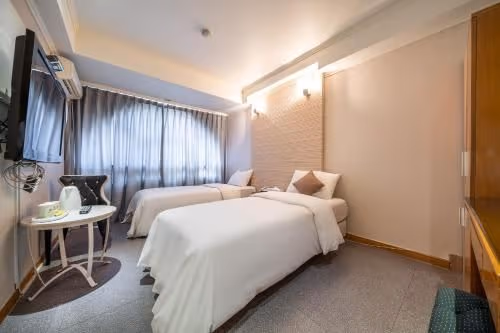 Deluxe Twin Room