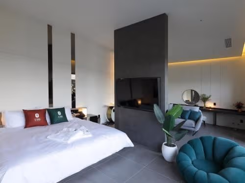 King Suite with Spa Bath