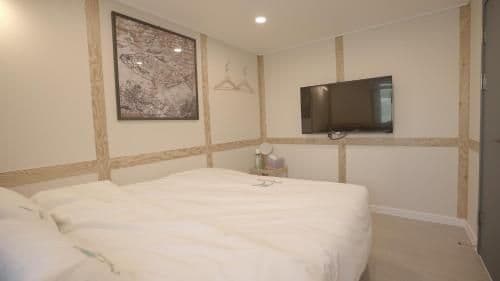 Double Room with Private Bathroom