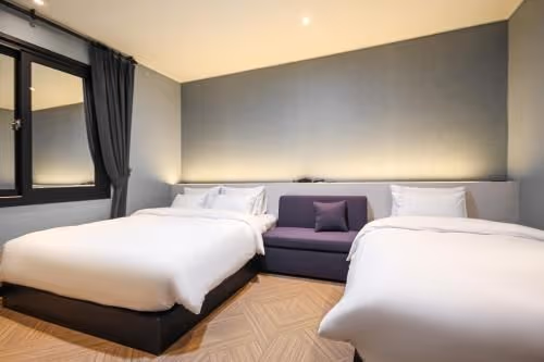 Deluxe Twin Room