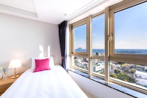 Premier Twin Room with Sea View