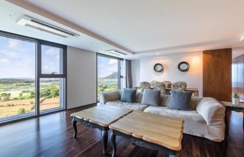 King Suite with Ocean View