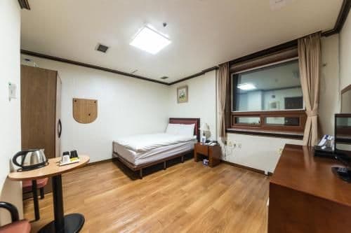 Double Room with Sauna Access