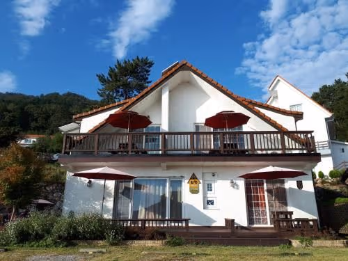 Korean-Style Studio