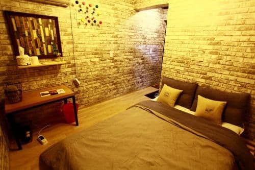 Single Room with Private Bathroom