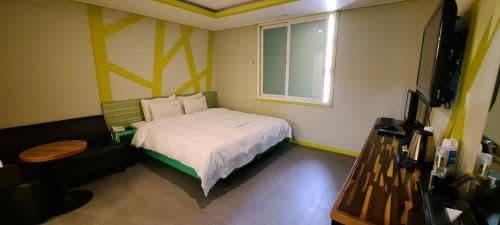 Economy Double Room