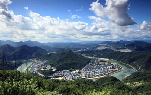 Danyang Log Pension1