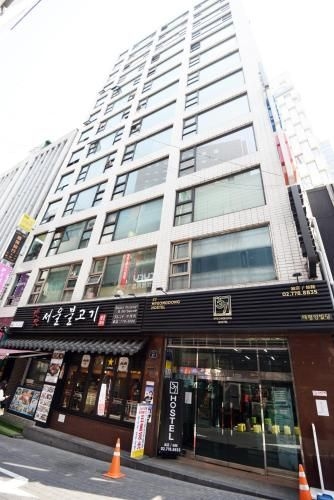57 Myeongdong Hostel1