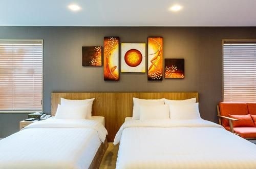 Rich Hotel4