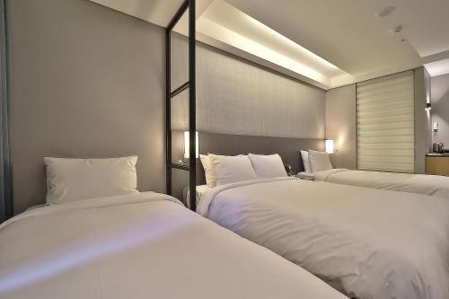 โรงแรมนอร์ธฮาร์เบอร์ (Northharbor Hotel)3
