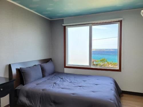 Deluxe Suite with Sea View