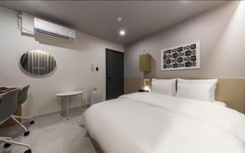 Deluxe Single Room