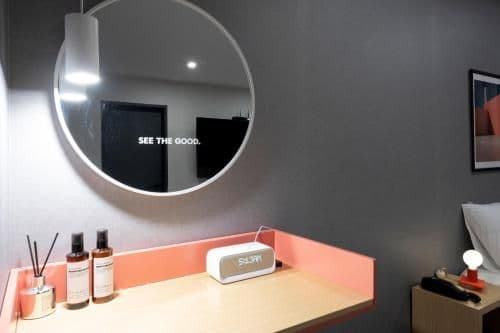 Standard Queen Room