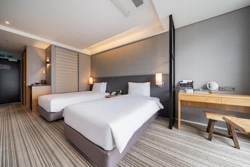 Superior Twin Room