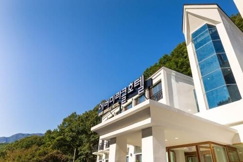 Ever Miracle Hotel0