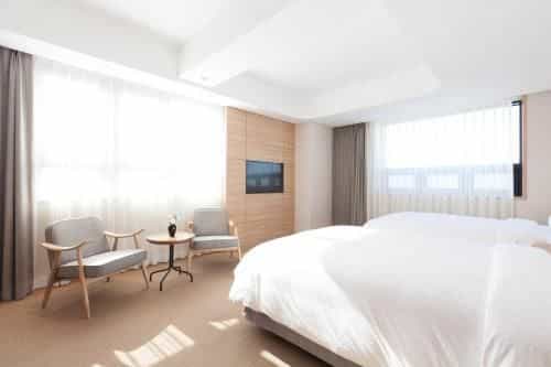 โรงแรมเอคิวบ์ โรงแรมเอคิวบ์