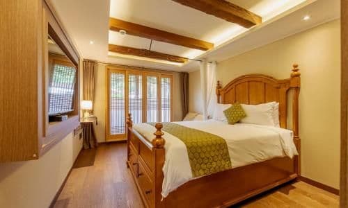 Deluxe Double Room with Garden View