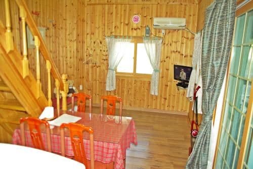 Korean-Style Duplex Studio
