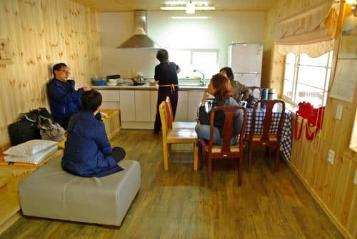Korean-Style One-Bedroom House (6 Adults)