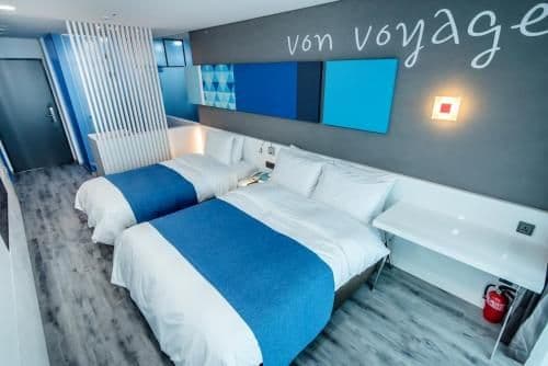 Deluxe Twin Room with Sea View