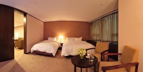 Suite (3 Adults)