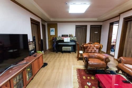 Twin Room with Shared Bathroom