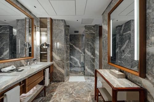 Premier Twin Room