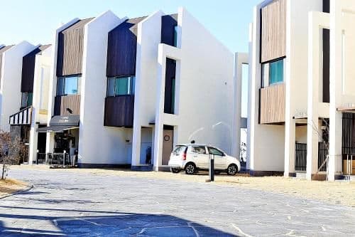 Three-Bedroom Townhouse