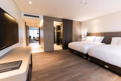 Executive Suite