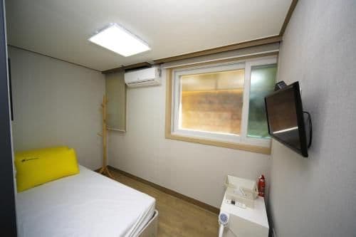 Comfort Single Room