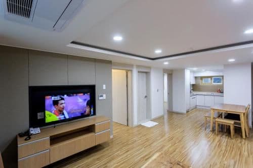 One-Bedroom Suite