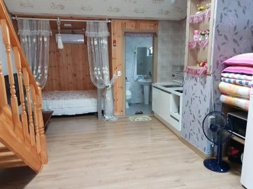 One-Bedroom House