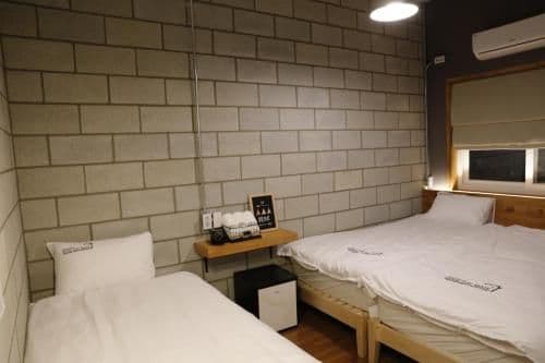 Triple Room with Private Bathroom