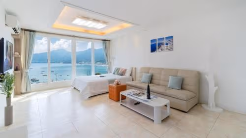 Studio with Sea View