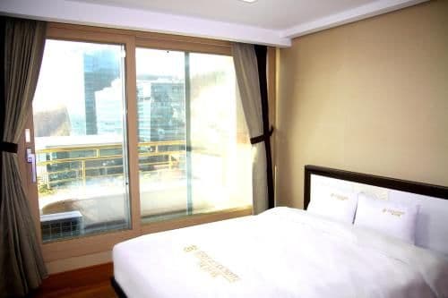 Two-Bedroom Suite