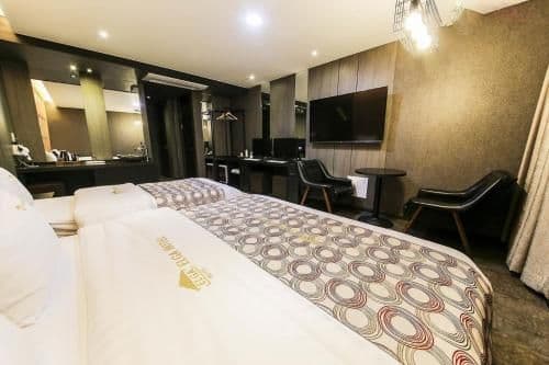 Twin Room