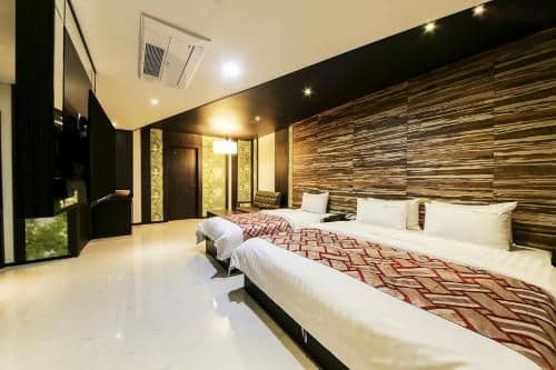 Suite