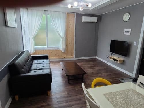 Korean-Style Standard One-Bedroom House