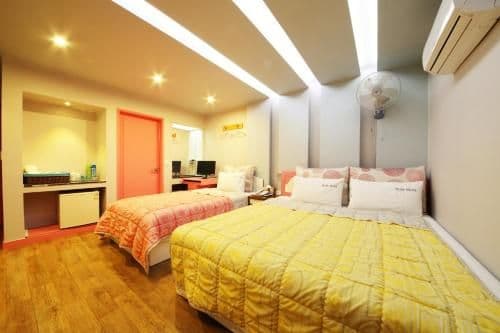 Deluxe Triple Room