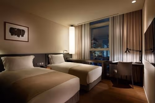 Standard Twin Room with City View