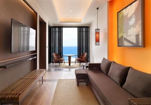 Executive King Room with Lounge Access and Ocean View